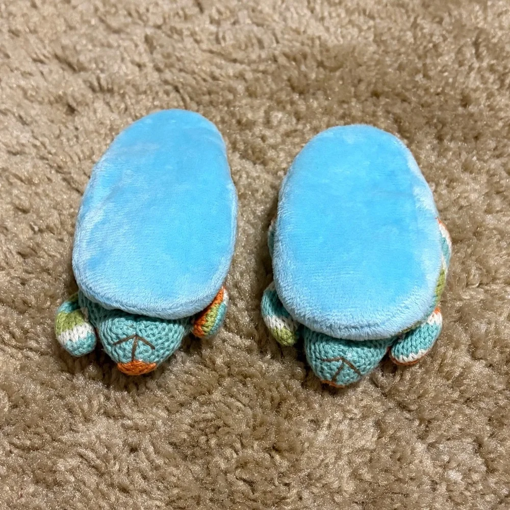 Knitted/Fleece 0-3 Months Dog Rattle Slippers